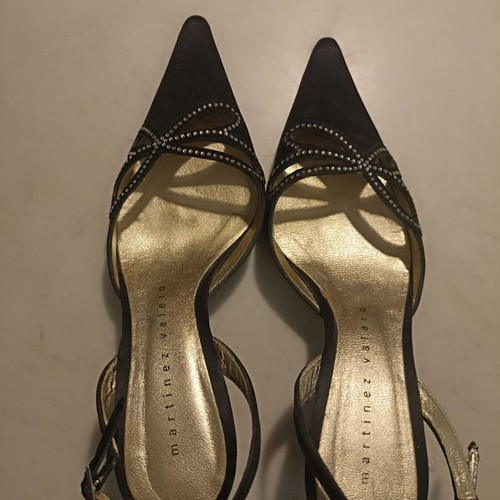 Martinez Valero slingback leather black pumps like new, size 36