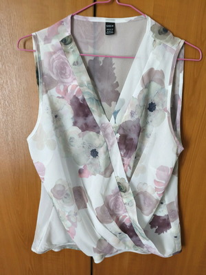 Shein sleeveless crossover blouse like new, multicolor, size XL