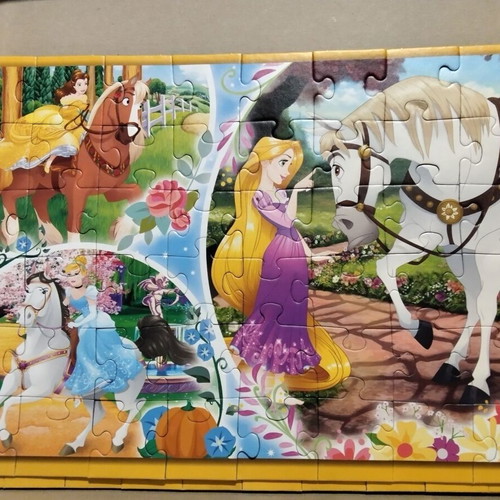 Puzzle 4 in 1 - Disney Princess, Happy Day, 35/48/54/70 pieces, Trefl, 4€