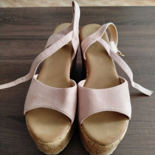 Women’s platform shoes like new, size 40, dusty pink color
