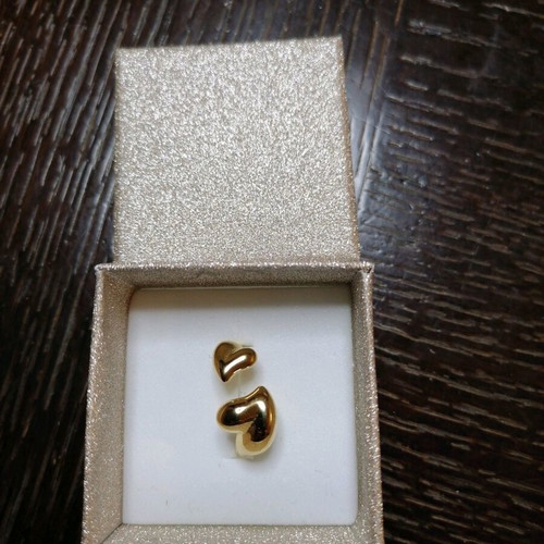 Stainless steel ring with hearts new, gold-colored