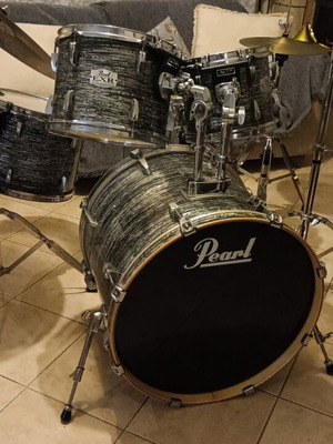 Pearl Export EXR full drum set 22'' 10'' 12'' 14'' 14'' bass drum