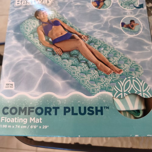Bestway floating mat new, unused