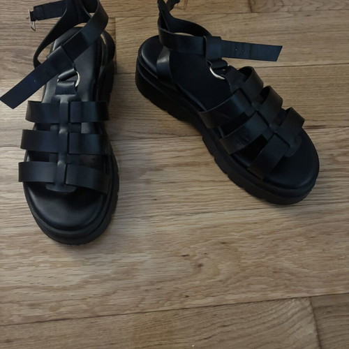 Chunky Gladiator Sandals black size 39 like new