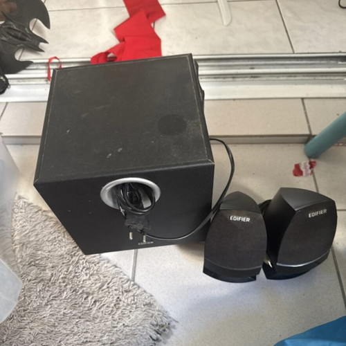 Edifier X330 2.1 speakers like new surround