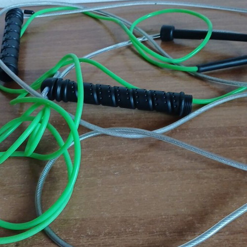 Jump ropes used, set of two