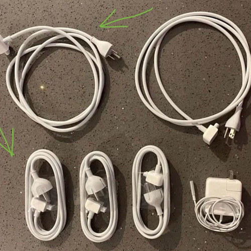 Apple Mac power adapters like new, extension cables with EU and US plug