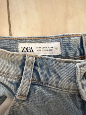 Zara cargo jeans size 44, blue