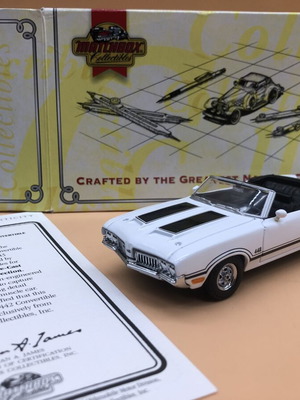 Matchbox Collectibles 1970 Oldsmobile 442 Convertible new, white