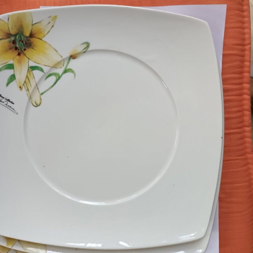 Set of 3 square Bravo promotional plates used, painted by Makis Tselios