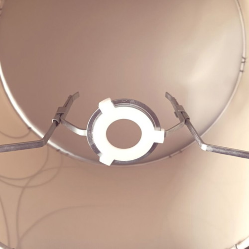 Ceiling lamp shade like new, height 22 cm, diameter 26-32 cm