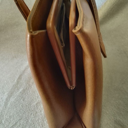Vintage tote handbag, brown, classic design