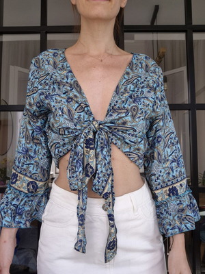 Moda Ibiza Crop Top like new, blue boho floral design
