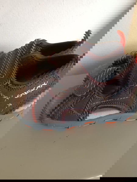 Πέδιλα Geox