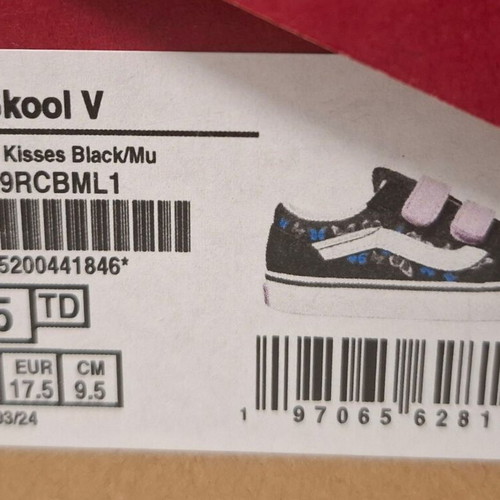 Vans kids shoes size 17.5 new for girls