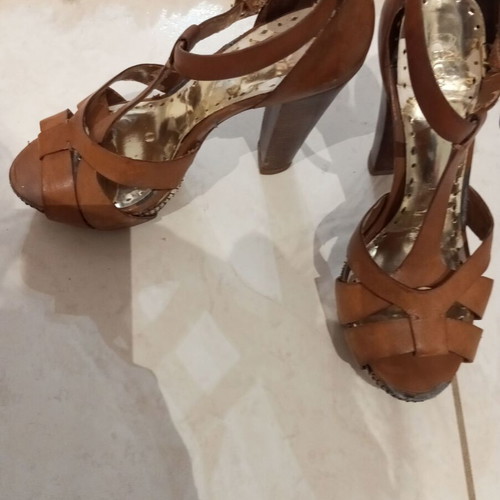BCBG Leather High-Heeled Sandals used, size 37, beige