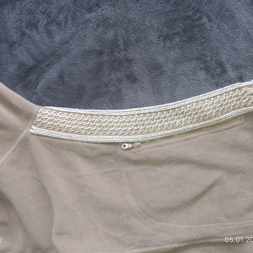Salewa Polartek jacket size L like new, beige