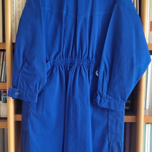 Vintage Tseklenis school apron like new, Minion label