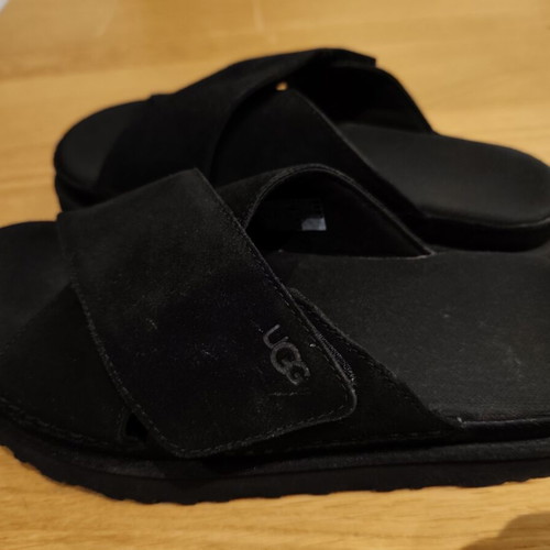 Ugg sandals size 39, like new, black