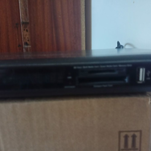 DVD player like new without remote control