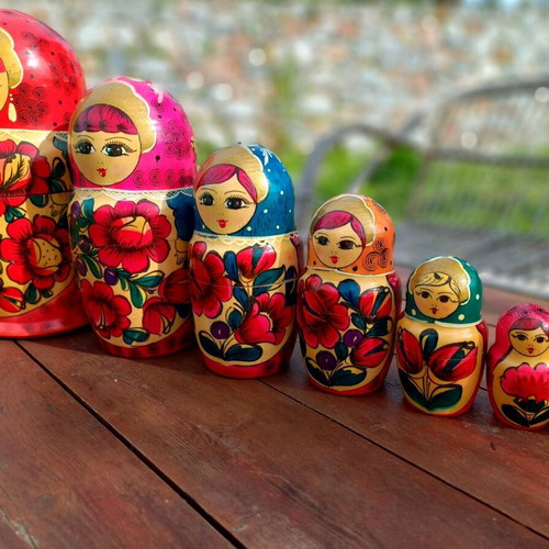 Matryoshka 1980 used, set of 7 dolls, 25cm