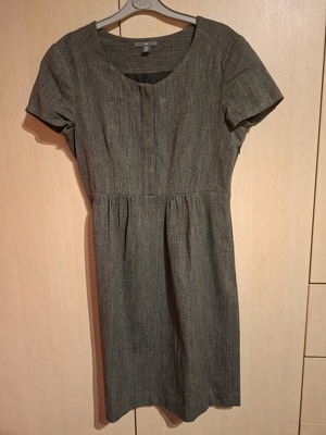 Gap dress with sleeves gray like new, size M