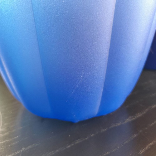 Blue flower pots plastic and clay, set of 2