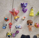 Dolls, clothes and more, pack