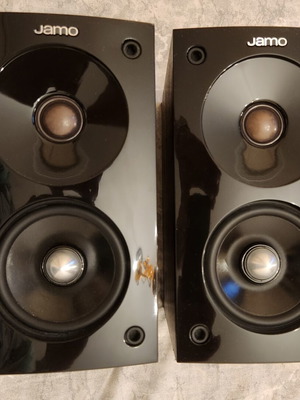 JAMO S60 speakers like new, compact 2-way bass reflex