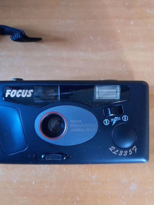 Camera 3.5 with flash new with Japanese lens