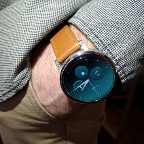Motorola Moto 360 2nd Gen 46mm smartwatch like new