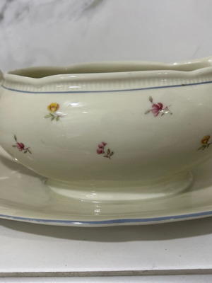 Vtg сосиера Германия като ново, кремав цвят