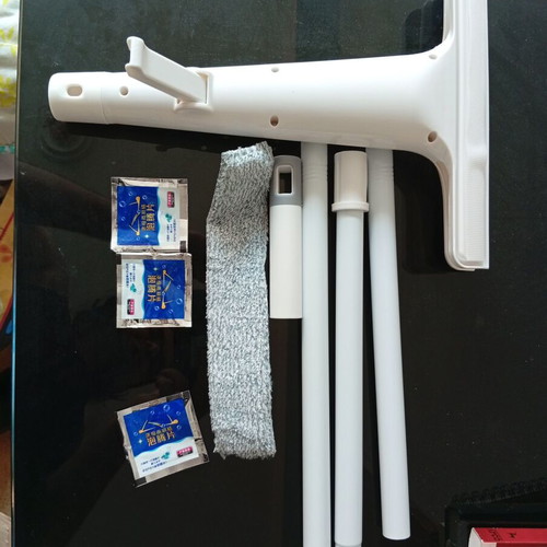 Car Cleaning and Accessories Set new, complete with microfiber and sunshades