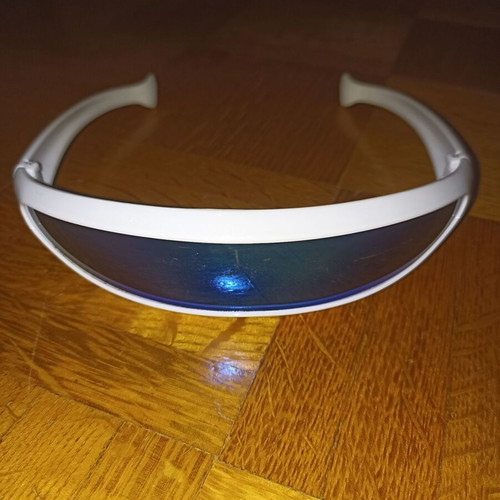 Cyclops glasses visor type with single lens used, white