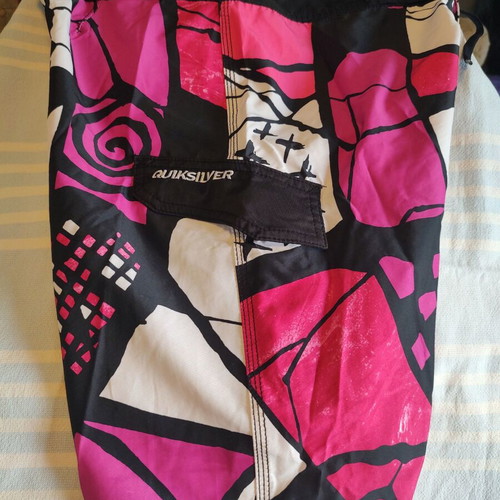 Quiksilver Boardshorts New, Size 31, Black and Pink Abstract Design