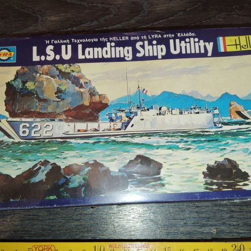 Modeling set from Greek company Lyra and Heller