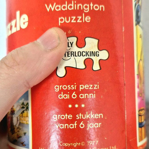 Walt Disney Puzzle 1977 used, 64 pieces, missing 2