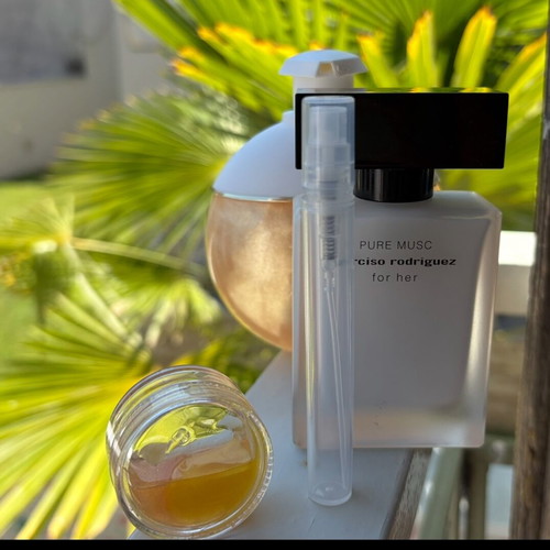Narciso Rodriguez Pure Musc for Her Eau de Parfum set with Jadore body oil gift