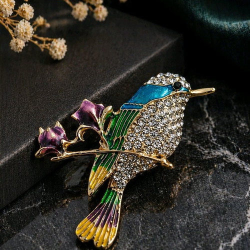Luxury bird brooch new with strass and colorful details