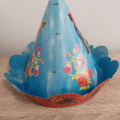 Pierrot paper hats 1970 like new, pack
