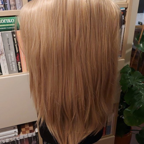 Realistic women's synthetic wig 80 cm long new