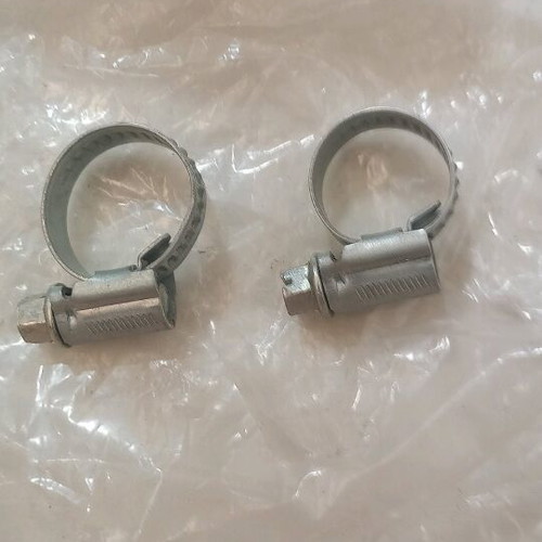 Gas grill set new with lava rocks, valve and hose