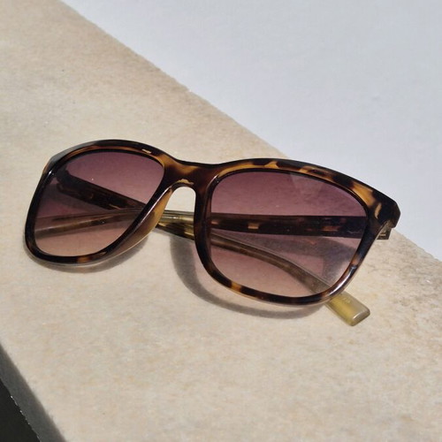 Tortoise sunglasses used, brown