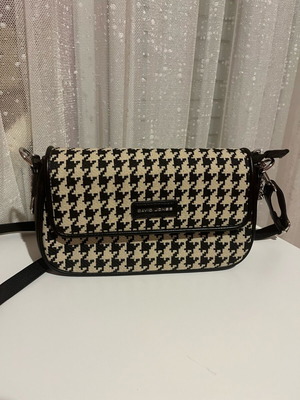 David Jones crossbody bag like new, black