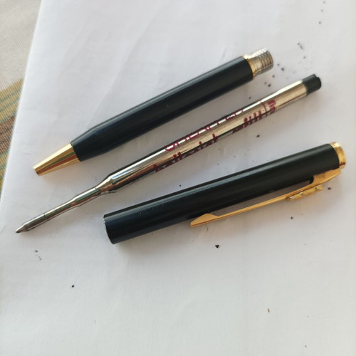 Pen like new, long-lasting