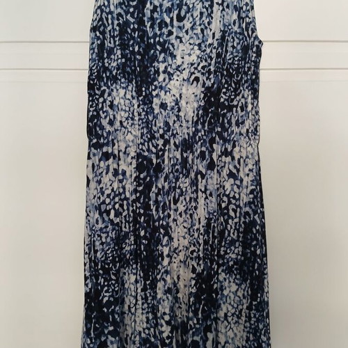 H&M summer dress sleeveless size M new white blue