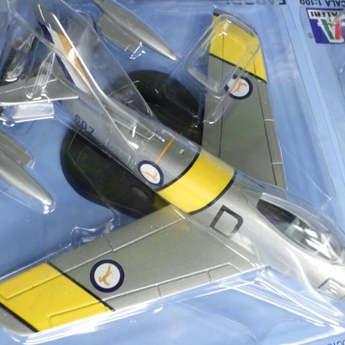 North American F-86 Sabre airplane kit Italeri 1:100 new