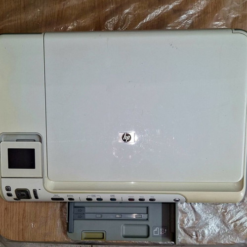 Hp photographic printer like new, high resolution, CD printing