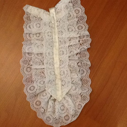 Lace bust new, white, for dress or shirt