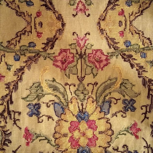 Hand-Embroidered Table Runner like new, 73x36 cm without fringes